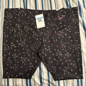 NIKE Women's One Luxe Black Roses Full Length Training Leggings
